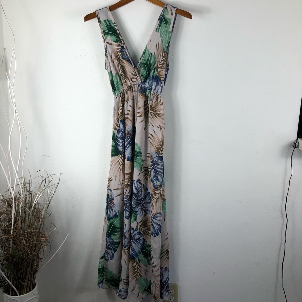 FASHION MUSE TROPICAL BEACH SLEEVELESS Max… - Picture 4 of 6